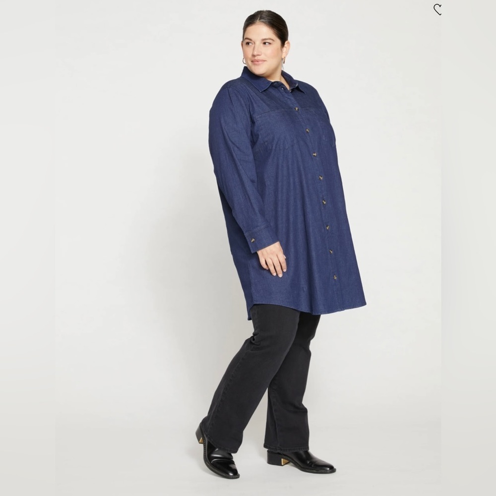 Universal Standard Workwear Denim Tunic
Dark Indigo size 6